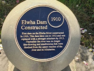 Elwha Dam Constructed