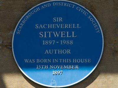 Sitwell blue plaque, Scarborough