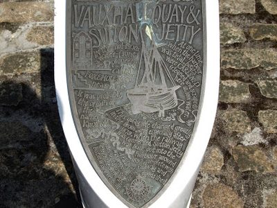 Vauxhall Quay & Sutton Jetty