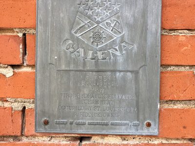 First hydraulic elevator in Galena