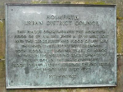 Flood memorial plaque on the Victoria Street Bridge