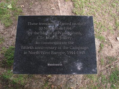 Plaque for memorial trees