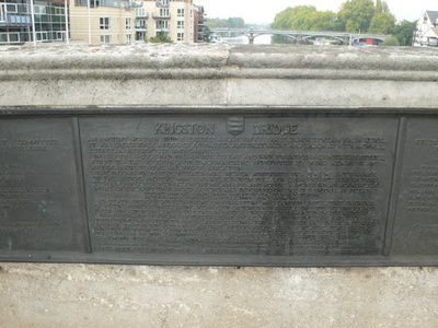Plaque on Kingston Bridge