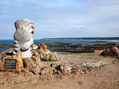 Saint-Malo rescue memorial
