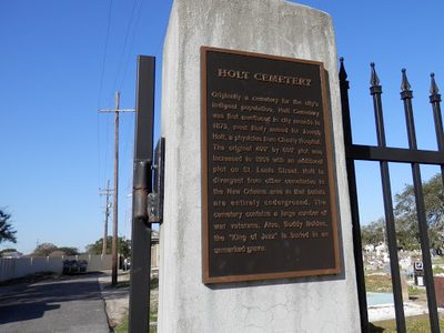 Holt Cemetery