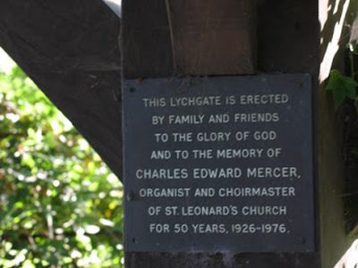 St Leonard's Church  (2)