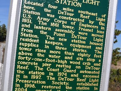 Detour Reef Light Station