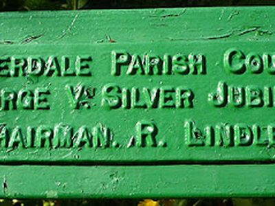 Plaque on commemorative bench, Stankelt Road, Silverdale
