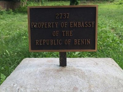 2737 Property of the Embassy of the Republic of Benin