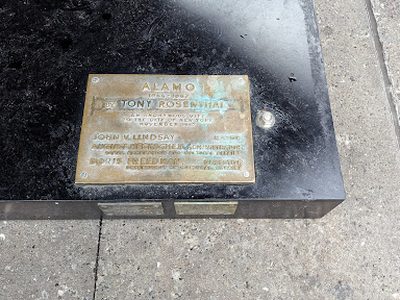 Tony Rosenthal, 'Alamo' (The Cube)