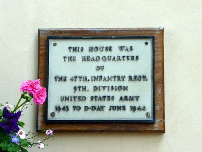 Plaque on house in Broad Street, Alresford, Hampshire