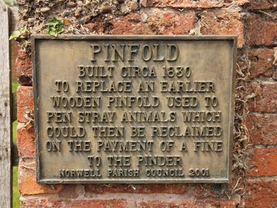 Norwell Pinfold plaque