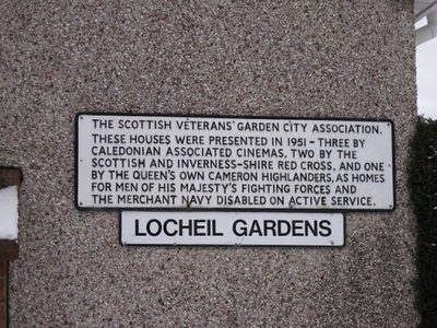 Plaque at Locheil Gardens