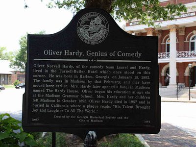 Oliver Hardy, Genius of Comedy
