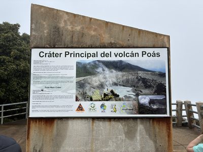 Crater Principal del volcan Poas