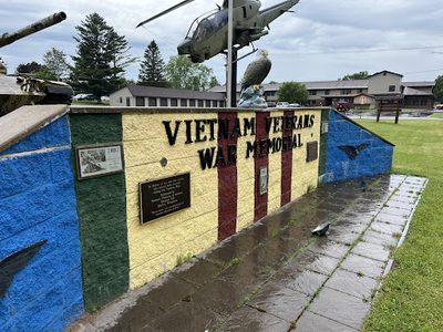 Vietnam Veterans War Memorial