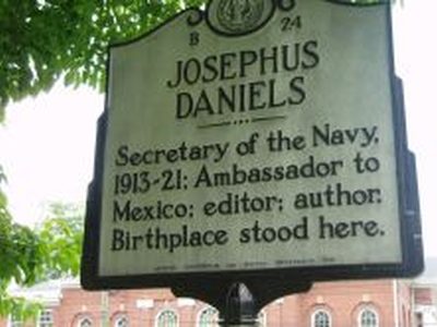 JOSEPHUS DANIELS