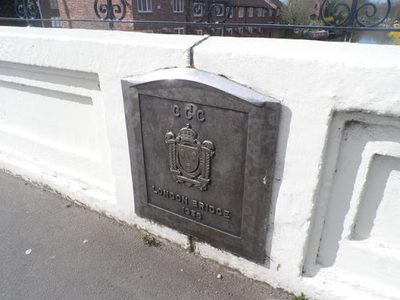 Plaque on London Bridge