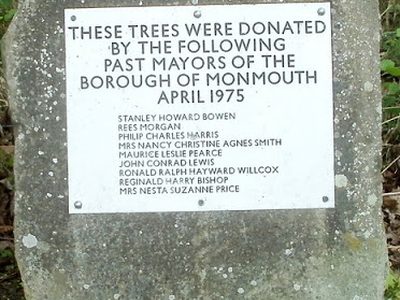 Plaque recording mayoral tree donations, Portal Road, Monmouth