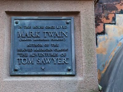 Mark Twain lived here