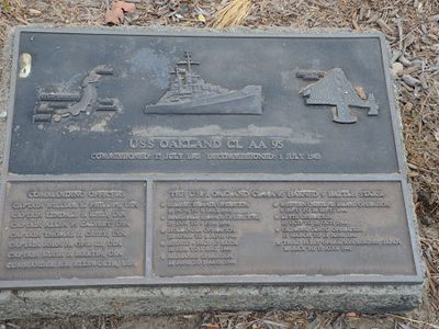 USS Oakland CL AA 95
