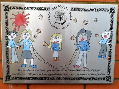 Treforest Primary School plaque, Pontypridd