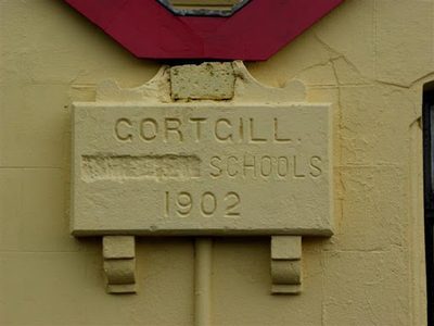 Plaque, Gort Gill Schools