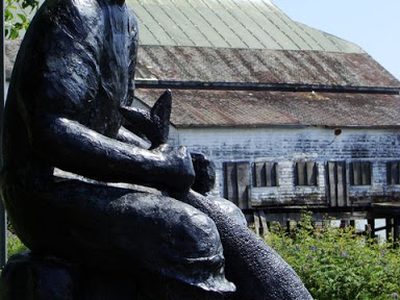 Japanese-Canadian Fishermen's Memorial "Wind" (2002)