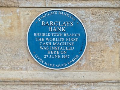 Blue Plaque, Barclays Bank, Enfield Town