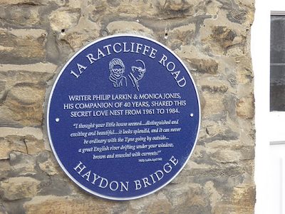 Blue plaque on 1A Ratcliffe Road, Haydon Bridge