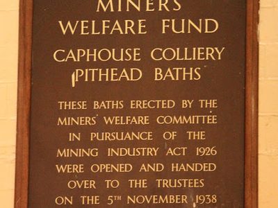 Pithead baths plaque