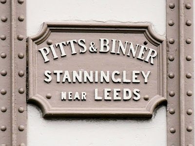Makers' Plaque, Woodlands Road Railway Bridge