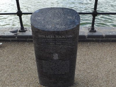 Diss Mere Fountain stone