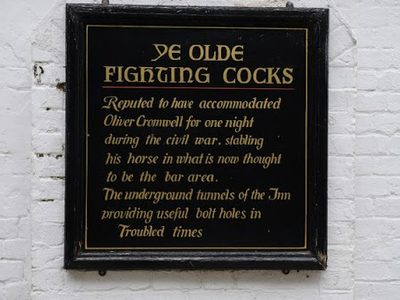 Plaque on Ye Olde Fighting Cocks