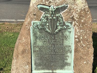 Molyneaux Circle