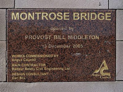 A plaque on Montrose Bridge