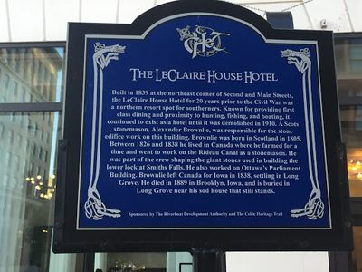 The LeClaire house Hotel