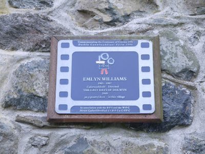 Plaque commemorating Emlyn Williams in Rhydymain