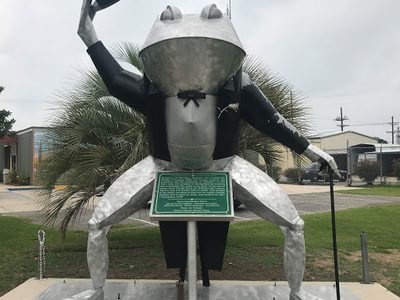 Sculpture of Monsieur Jacques