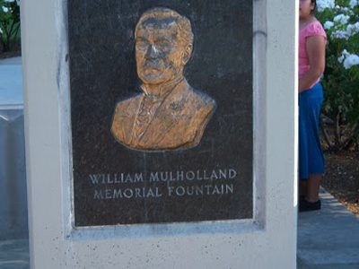 William Mullholand Memorial Fountain - Griffith Park