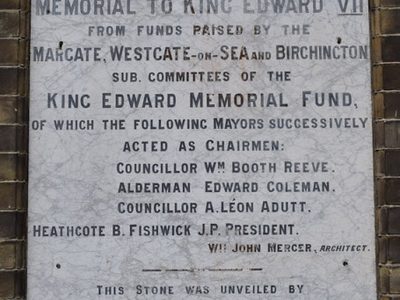 Dedication plaque on Cottage Hospital