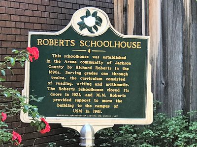 Roberts Schoolhouse
