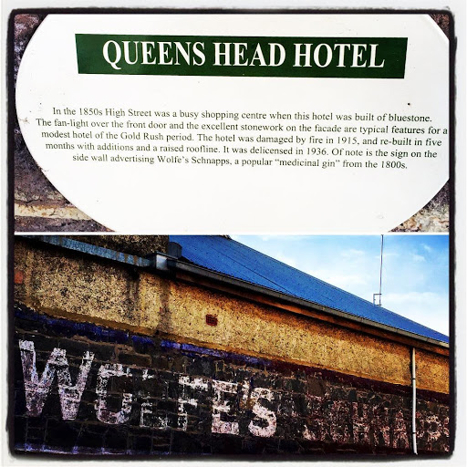 Queens Head Hotel