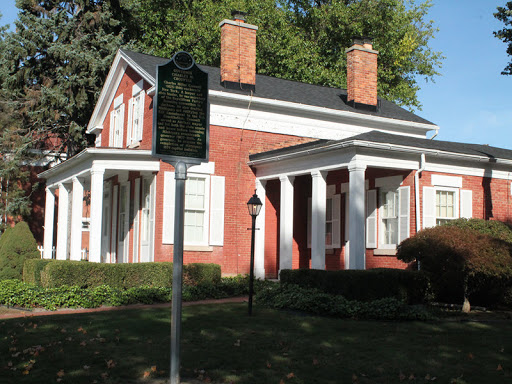 Croswell House / Governor Charles M. Croswell