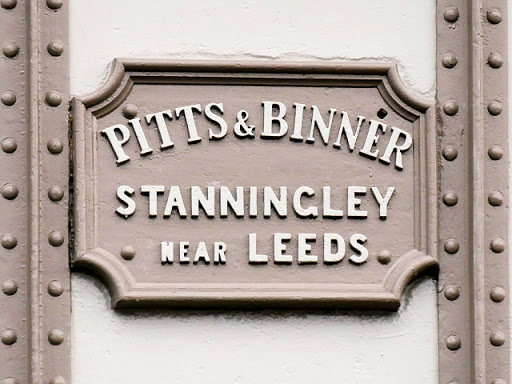 Makers' Plaque, Woodlands Road Railway Bridge