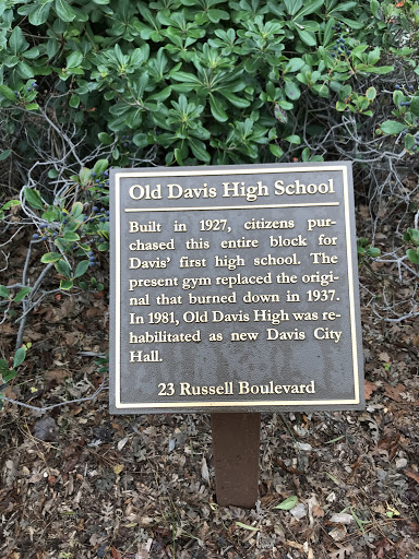Old Davis High School