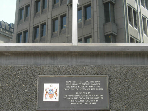 Commemoration plaque on Pudding Lane