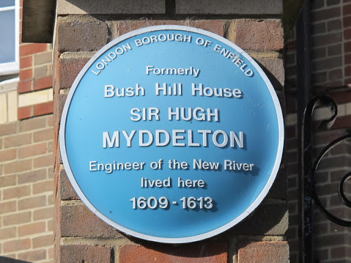 Blue plaque near the flats in Cunard Crescent, N21