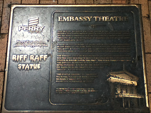 Riff Raff Statue / Embassy Theatre, Hamilton, New Zealand