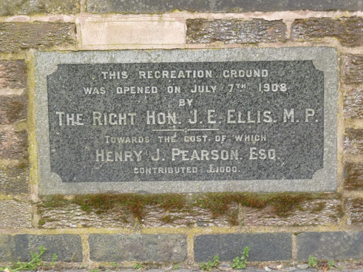 Commemorative plaque, Dovecote Park bandstand